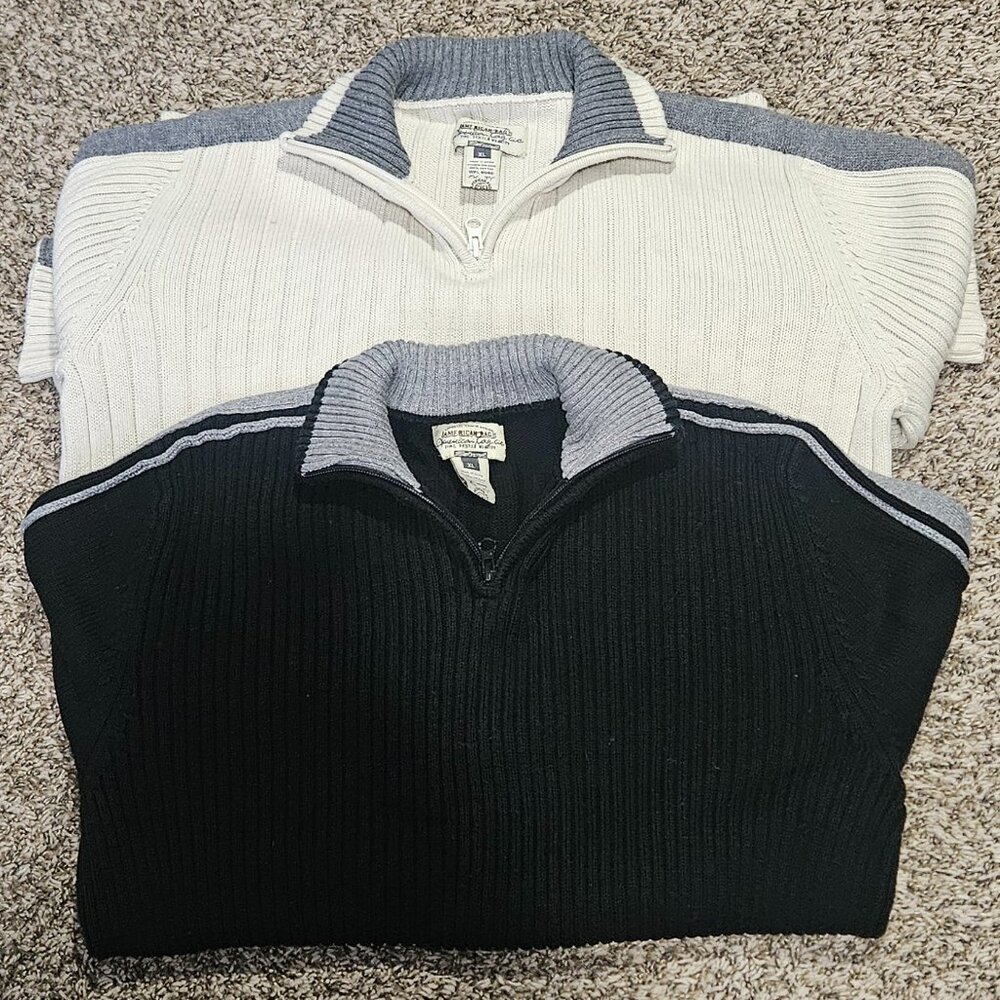 2 Mens American Rag (Macy's) sweaters - 2 for $8 - XL